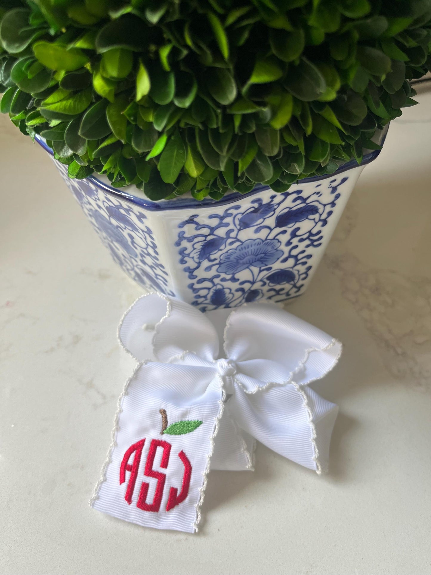 Personalized Embroidered Bow, Monogrammed Apple Bow, Girl's Personalized Bow, Back to School, Monogrammed Bow, School Uniform Bow