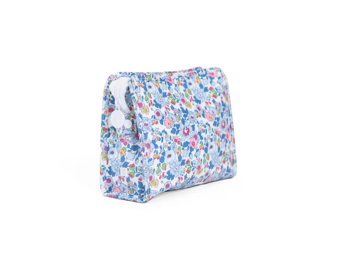 Roadie Medium Zip Pouch