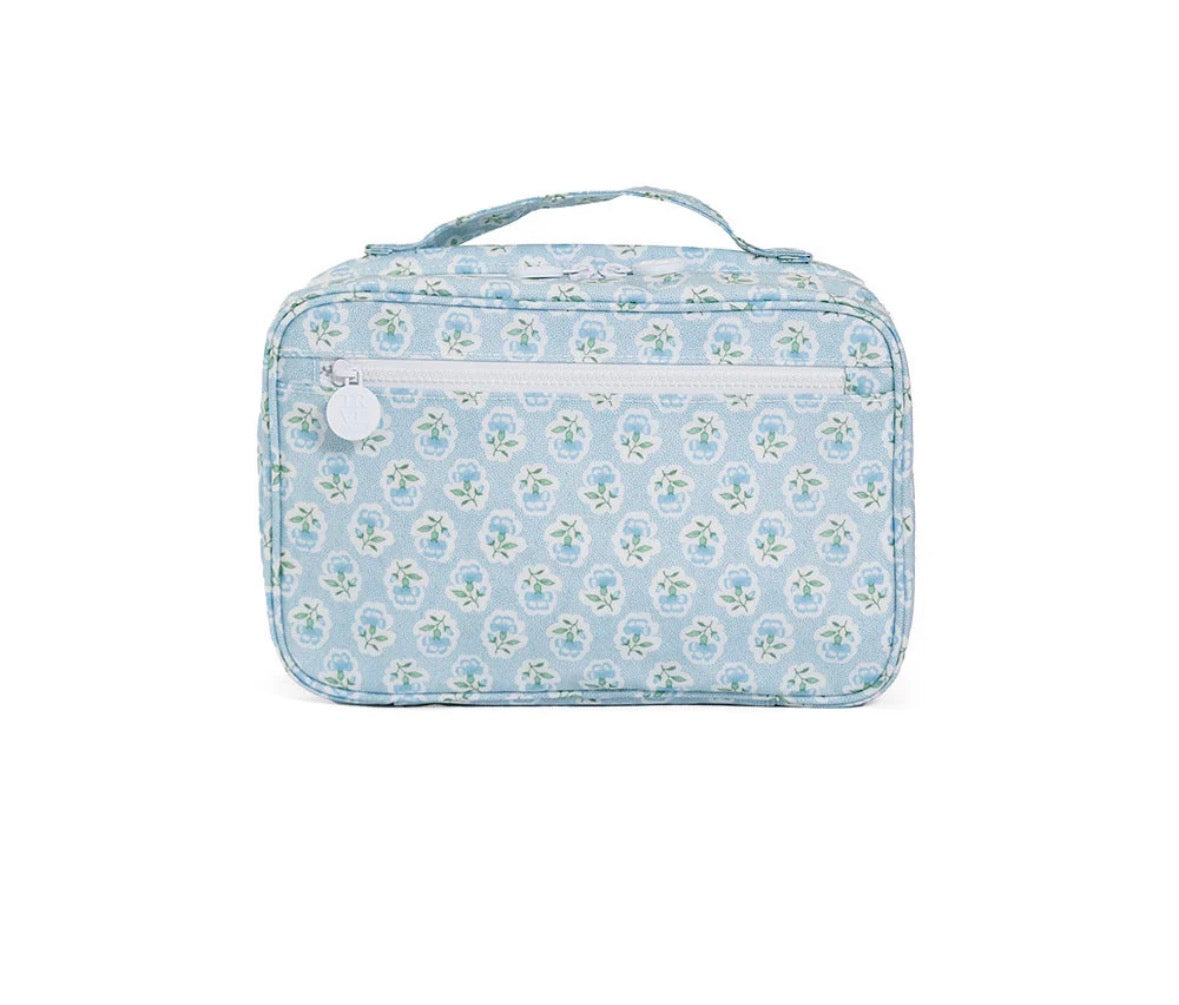 Bundle Up2 Hanging Toiletry Bag