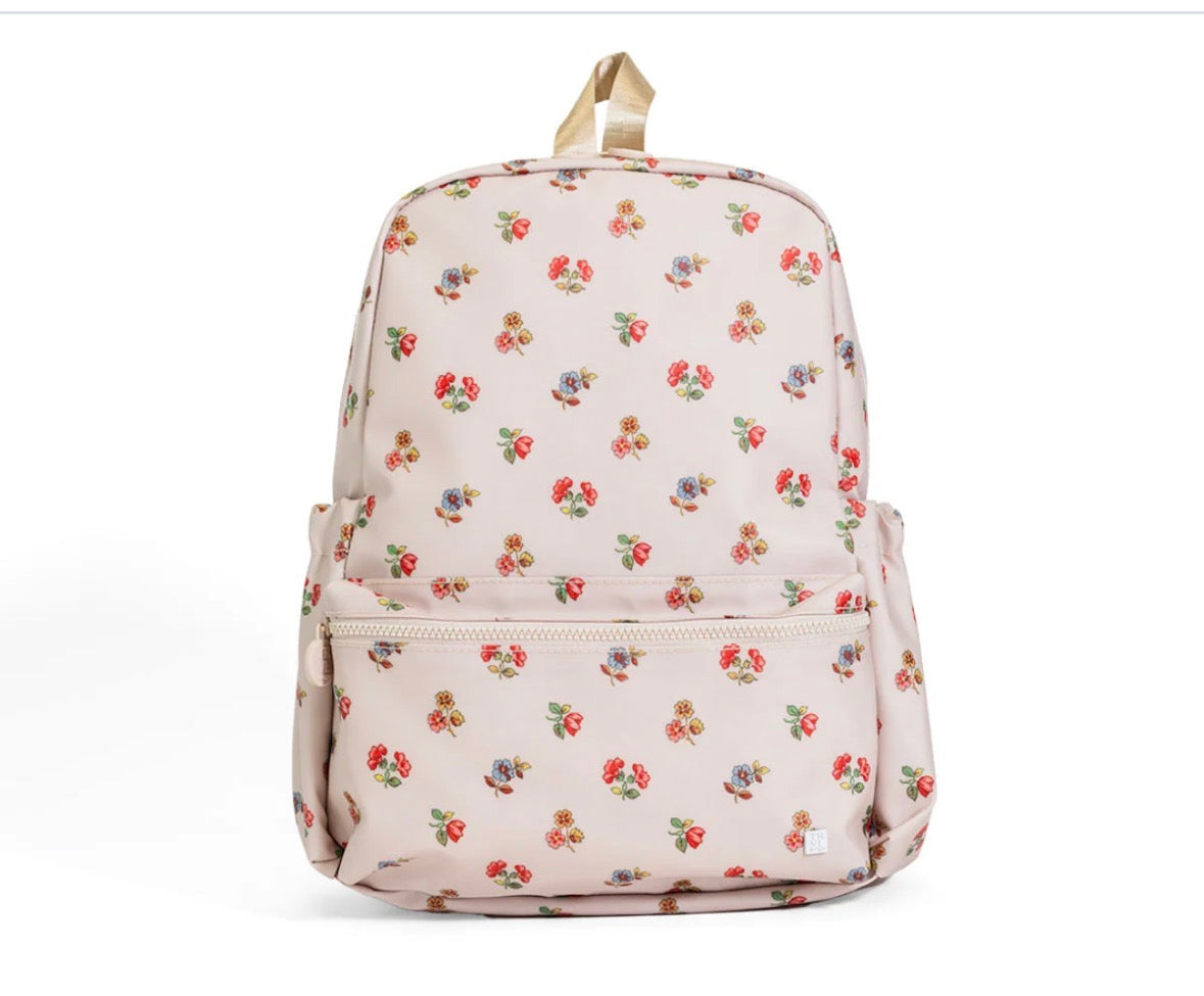 TRVL Backpacker