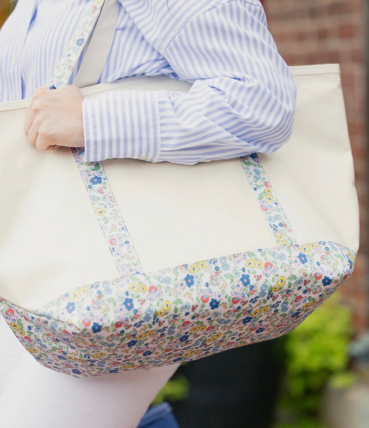 Maxi Coated Canvas Tote
