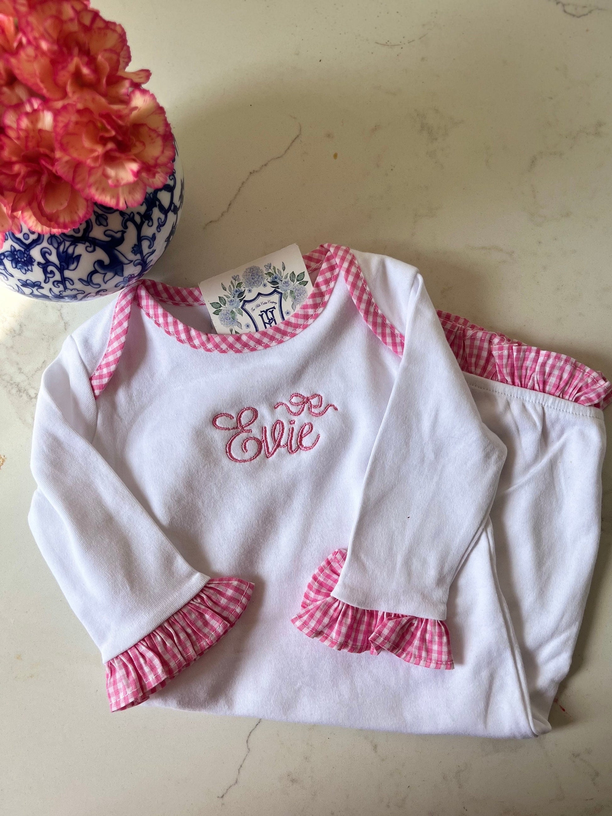Monogrammed Baby Outfit, Personalized Coming Home Outfit, Personalized Baby Gift, Monogrammed Baby Gown, Newborn Gift, Homecoming Outfit