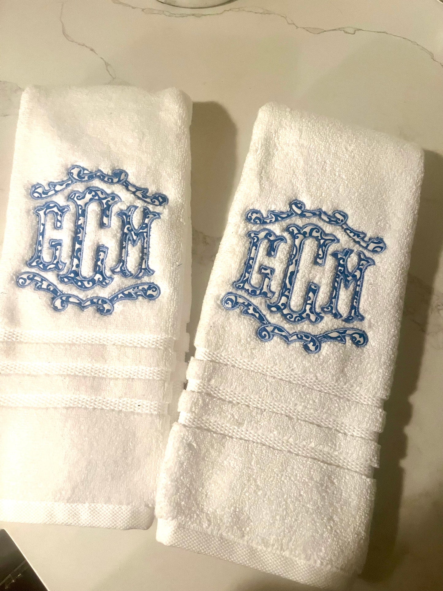 Monogrammed Applique Hand Towel, Personalized Bath Towel, Guest Bathroom , Embroidered Hand Towel, Kitchen Towel, Wedding Gift, Master Bath
