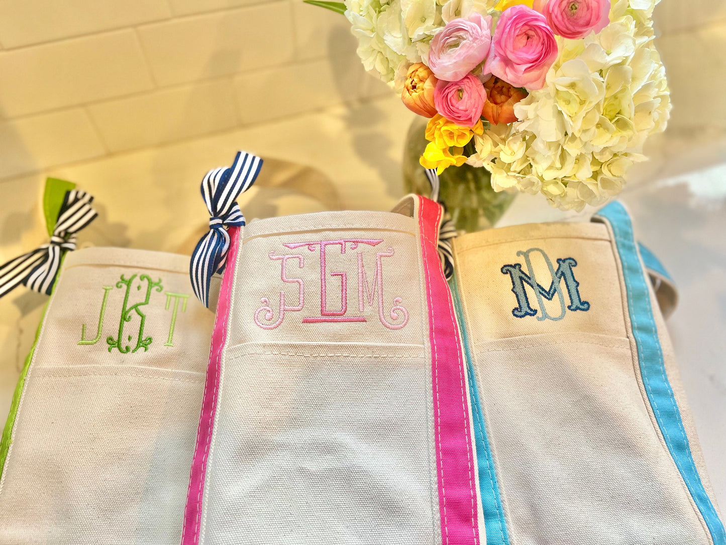 Monogrammed Medium Tote Bag, Personalized Canvas Boat Bag, Custom Beach Bag Tote, Personalized Diaper Bag, Pet Bag, Monogram Beach Bag